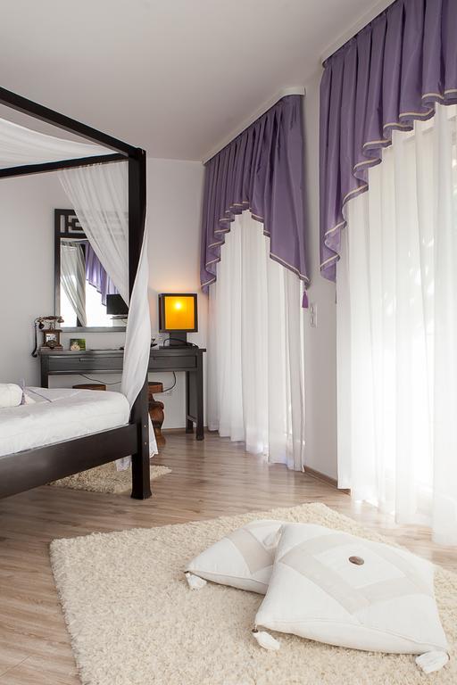 Familly Art Hotel Nirvana ชูเมน ห้อง รูปภาพ