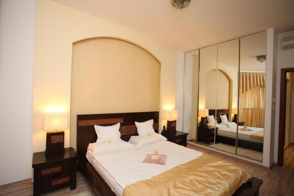 Familly Art Hotel Nirvana ชูเมน ห้อง รูปภาพ